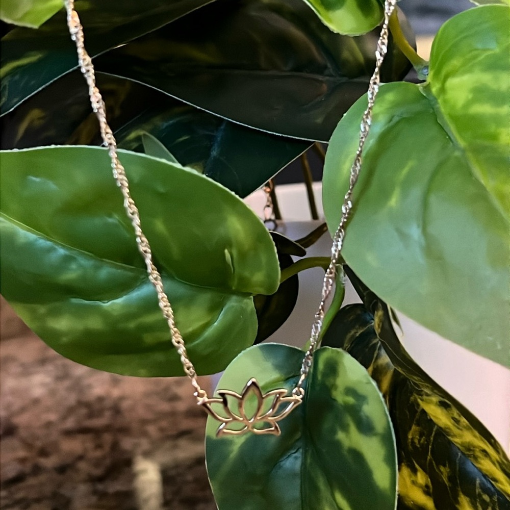 Adjustable Lotus Necklace